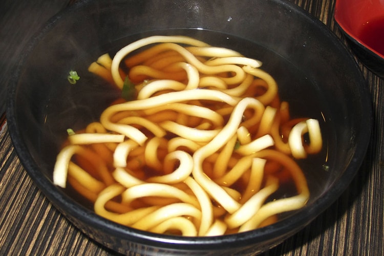 食べログがユーザーから高い評価を得る“うどん 百名店 2020”を発表