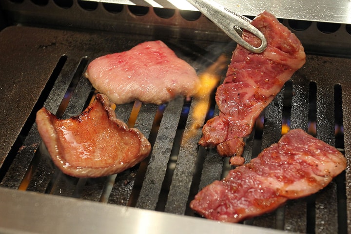 フード & ドリンク