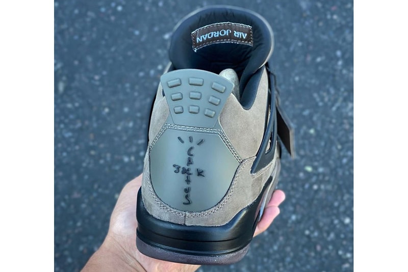 幻のトラビススコット x エアジョーダン4にクローズアップ 幻の Travis Scott x Air Jordan 4 ”Olive” サンプルモデルにクローズアップ travis scott air jordan 4 cactus jack olive sample black green brown white official release date info photos price store list buying guide
