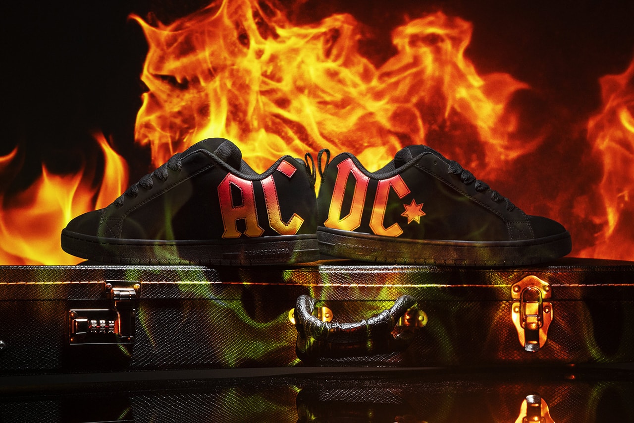 AC/DCが名盤『Back in Black』のリリース40周年を記念しDCシューズとコラボコレクションを発表 AC/DC x DC Shoes 'Back in Black' 40th Anniversary Shoes