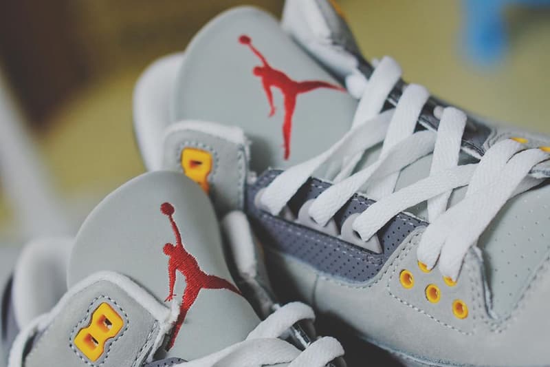 Air Jordan 3 “Cool Grey” が13年ぶりに復活 air jordan brand 3 cool grey silver light graphite orange peel sport red CT8532 012 2021 official release date info photos price store list buying guide