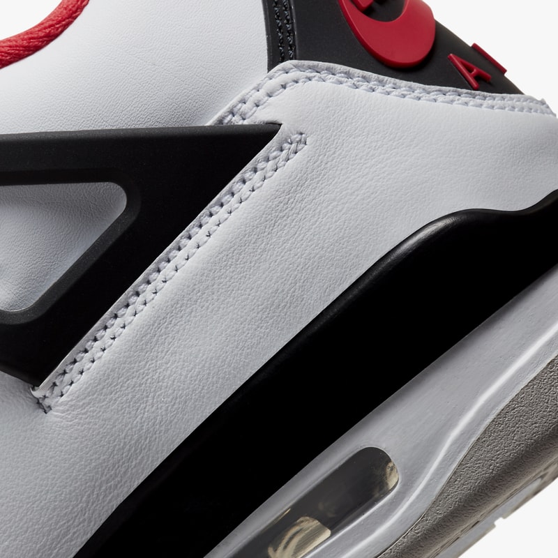 エアジョーダン 4  Air Jordan 4 “Fire Red” の国内発売情報が解禁