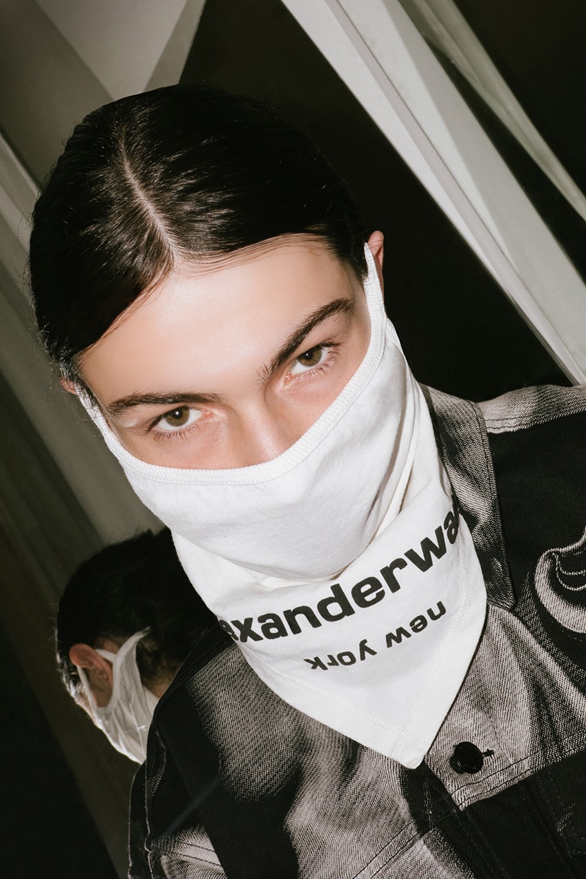 アレキサンダーワンがオリジナルのバンダナマスクをリリース  alexanderwang original bandana mask release