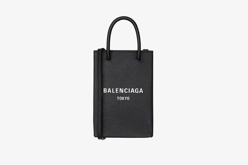青山のバレンシアガ旗艦店がリニューアルオープン balenciaga