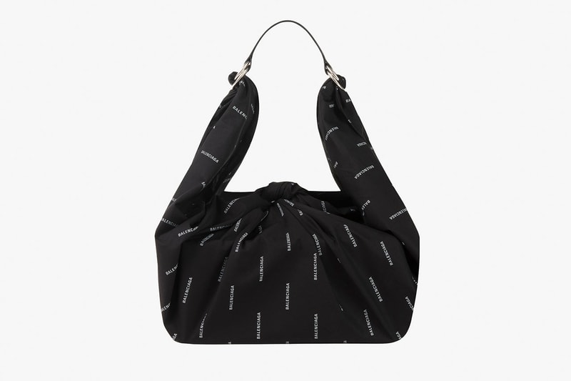 青山のバレンシアガ旗艦店がリニューアルオープン balenciaga