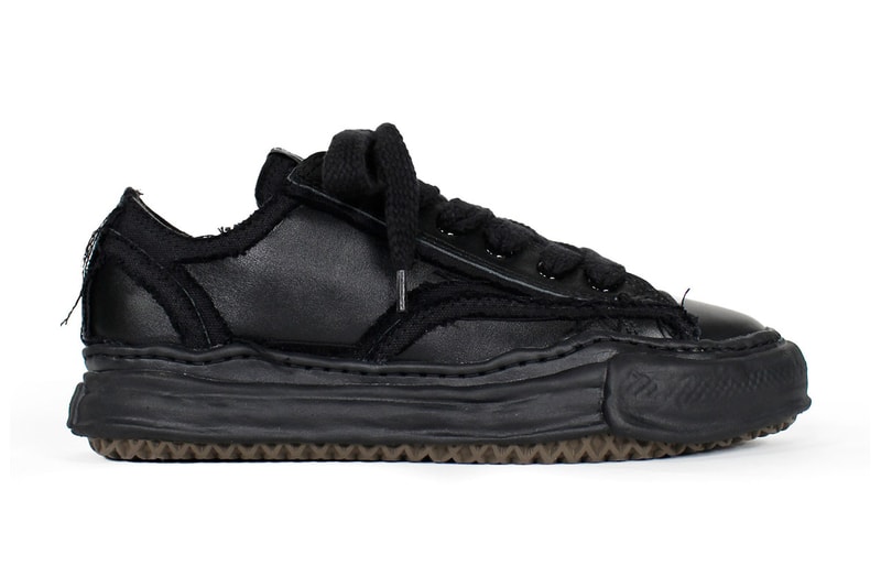デビロック x ミハラヤスヒロから漆黒のコラボスニーカーが発売 DEVILOCK x Maison MIHARA YASUHIRO から漆黒のコラボスニーカーが発売