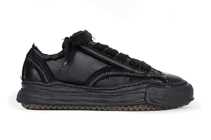 デビロック x ミハラヤスヒロから漆黒のコラボスニーカーが発売 DEVILOCK x Maison MIHARA YASUHIRO から漆黒のコラボスニーカーが発売