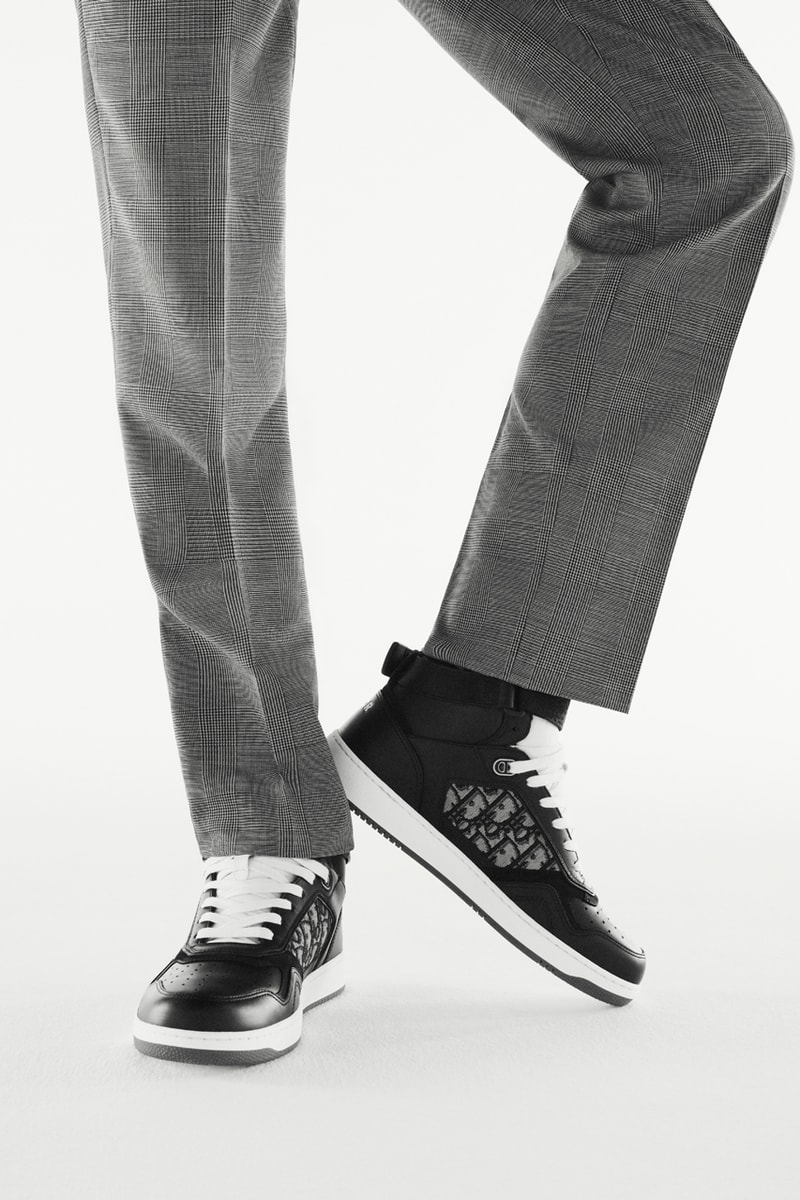 ディオール DIOR メンズから “モダン テイラリング” “Modern Tailoring” と題したカプセルコレクションが登場 Dior Men's "Modern Tailoring" Kim Jones Capsule Collection Suits Blazer Double-Breasted Harrington Workwear Jacket B27 New Sneaker Loafer CD Lookbook