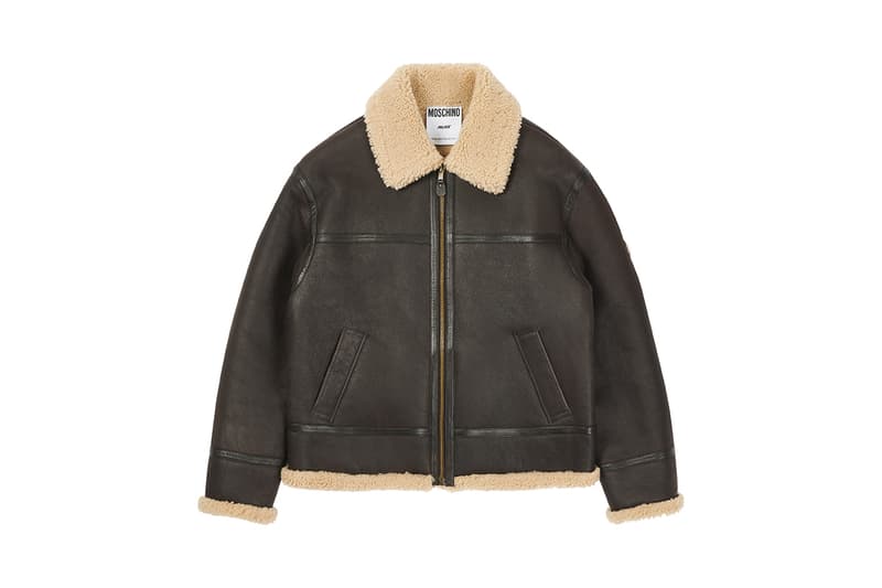 パレス スケートボード palace skateboards とモスキーノ moschino による初コラボが実現  moschino palace skateboards collection collaboration shearling jackets puffers denim hoodies t shirts release fall winter 2020 milk carton duck logo shirt jeans jacket motorcycle bell helmet jeremy scott