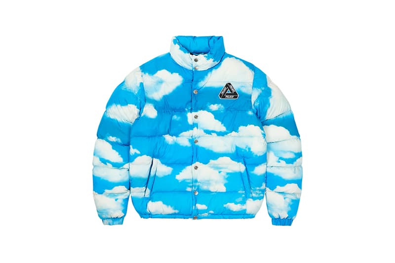 パレス スケートボード palace skateboards とモスキーノ moschino による初コラボが実現  moschino palace skateboards collection collaboration shearling jackets puffers denim hoodies t shirts release fall winter 2020 milk carton duck logo shirt jeans jacket motorcycle bell helmet jeremy scott