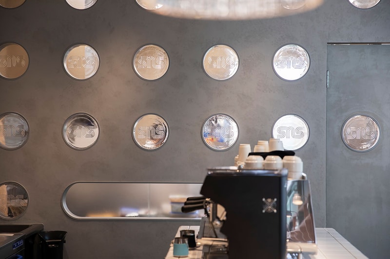 代官山に SNS CAFÉ TOKYO がオープン カフェ スニーカーズエンスタッフ 
