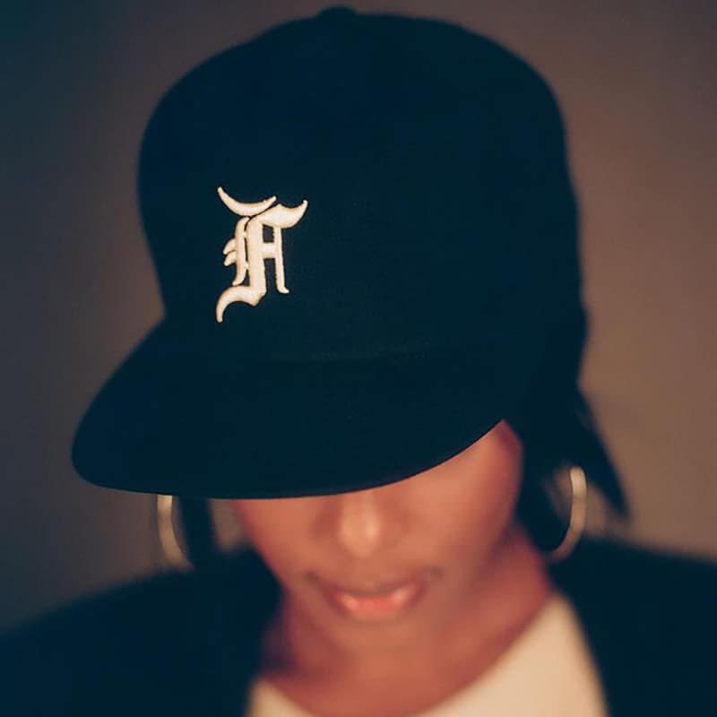 エッセンシャルズ x ニューエラのコラボキャップが登場 fear of god essentials new era cap fall classic tones release info photos jerry lorenzo fog black navy red brown store list buying guide