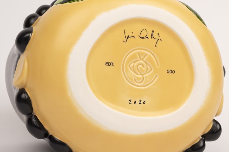 ハビエル・カジェハの“大きな目”がトレードマークのキャラクターが花瓶と植木鉢として登場 javier calleja case studyo pot top pop vase flower planter edition sculptures