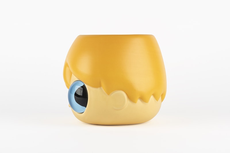 ハビエル・カジェハの“大きな目”がトレードマークのキャラクターが花瓶と植木鉢として登場 javier calleja case studyo pot top pop vase flower planter edition sculptures