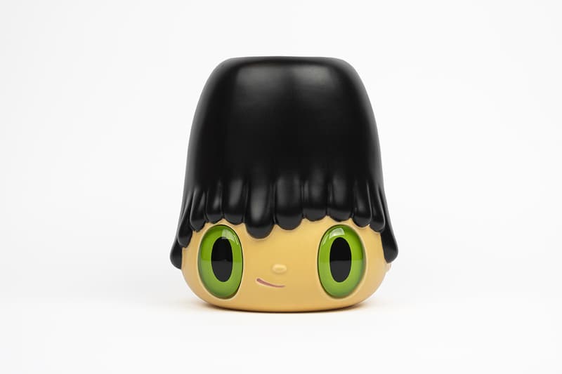 ハビエル・カジェハの“大きな目”がトレードマークのキャラクターが花瓶と植木鉢として登場 javier calleja case studyo pot top pop vase flower planter edition sculptures