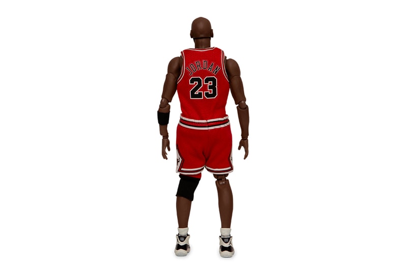 メディコム・トイよりマイケル・ジョーダンのアクションフィギュアが登場 Medicom Toy Just Dropped a Michael Jordan MAFEX Action Figure