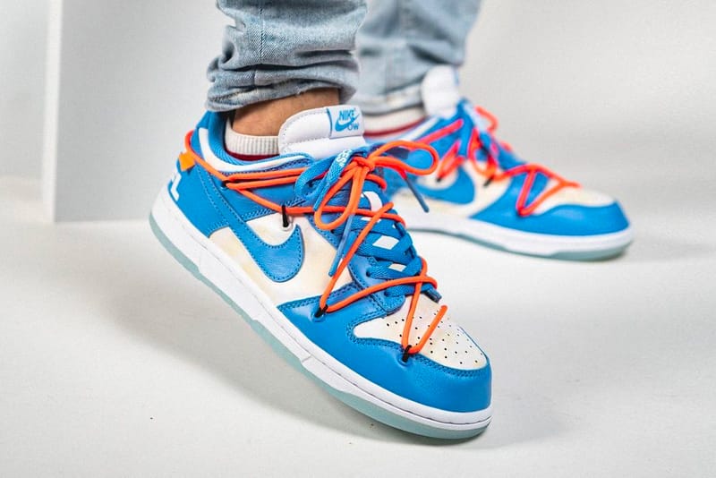 nike off white dunk low on feet