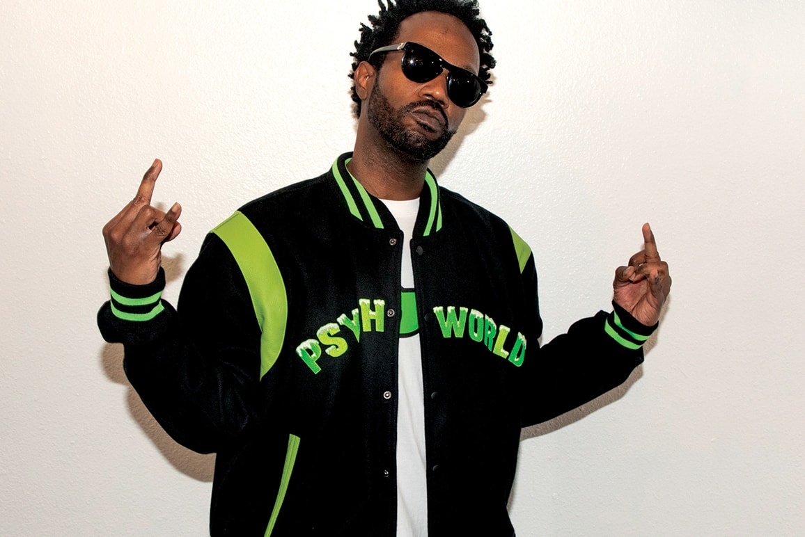 SLAM JAM UNCORPORATE UNIFORMS CHROME HEARTS BBC ICECREAM HBX PSYCHWORLD NIKE SB MEDICOM TOY BEARBRICK NIKE SB BLAZER