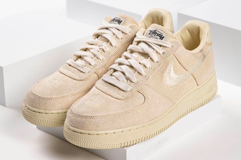 ステューシーが遂にナイキとのコラボ エア フォース 1 ロウの存在を明かす   Stüssy Nike Air Force 1 Low Release Date Fossil Stone Black