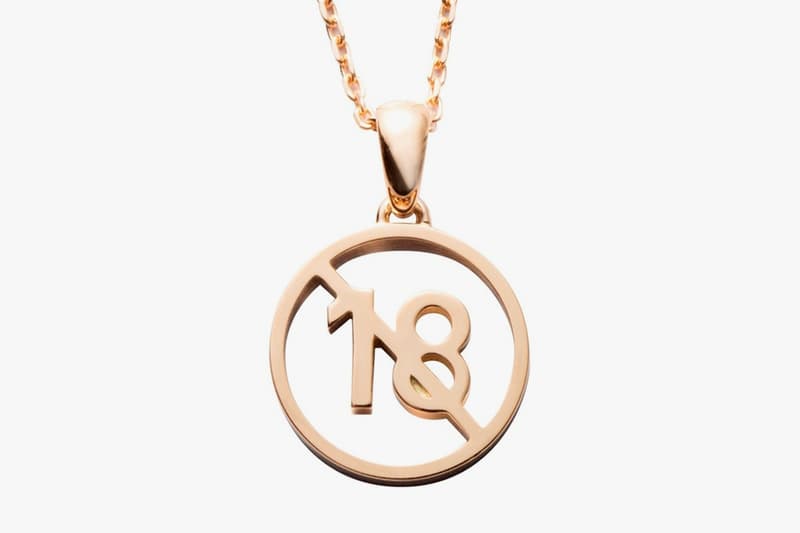 テンガが1000万円の純金を使ったティッシュケースのプレゼントを実施中 TENGA 96000 USD Solid Gold VACUUM Cup Tissue Case Giveaway Info Premium 