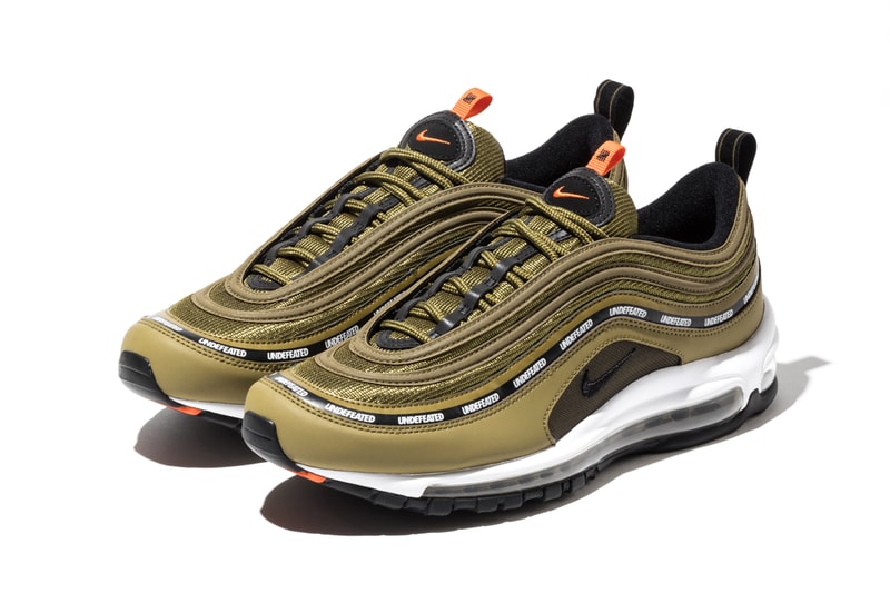 アンディフィーテッド x ナイキからエアマックス 97が登場 コラボ undefeated nike sportswear air max 97 december 2020 official release date info photos price store list buying guide flight jacket black volt dc4830 001 300