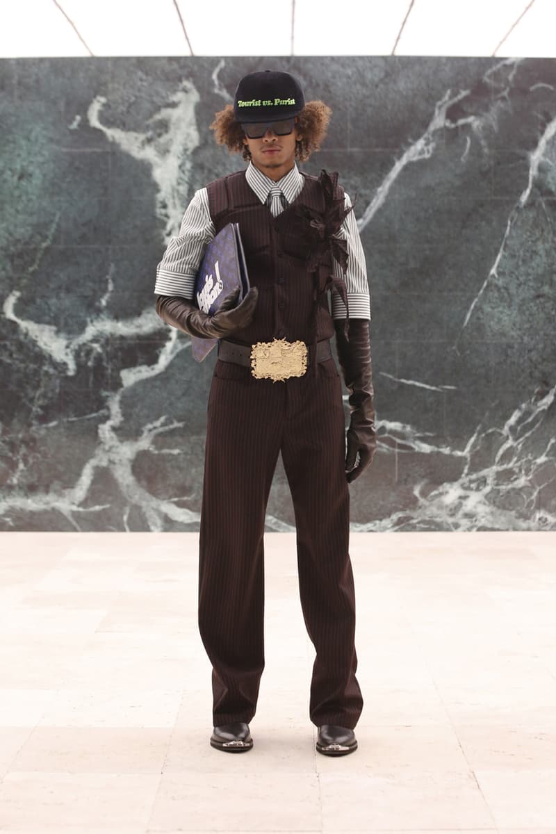 ルイヴィトン Louis Vuitton 2021年秋冬コレクション Louis Vuitton Men's Fall/Winter 2021 Runway Show Collection Virgil Abloh Men Artistic Director FW21 Ebonics / Snake Oil / The Black Box / Mirror, Mirror menswear fw21