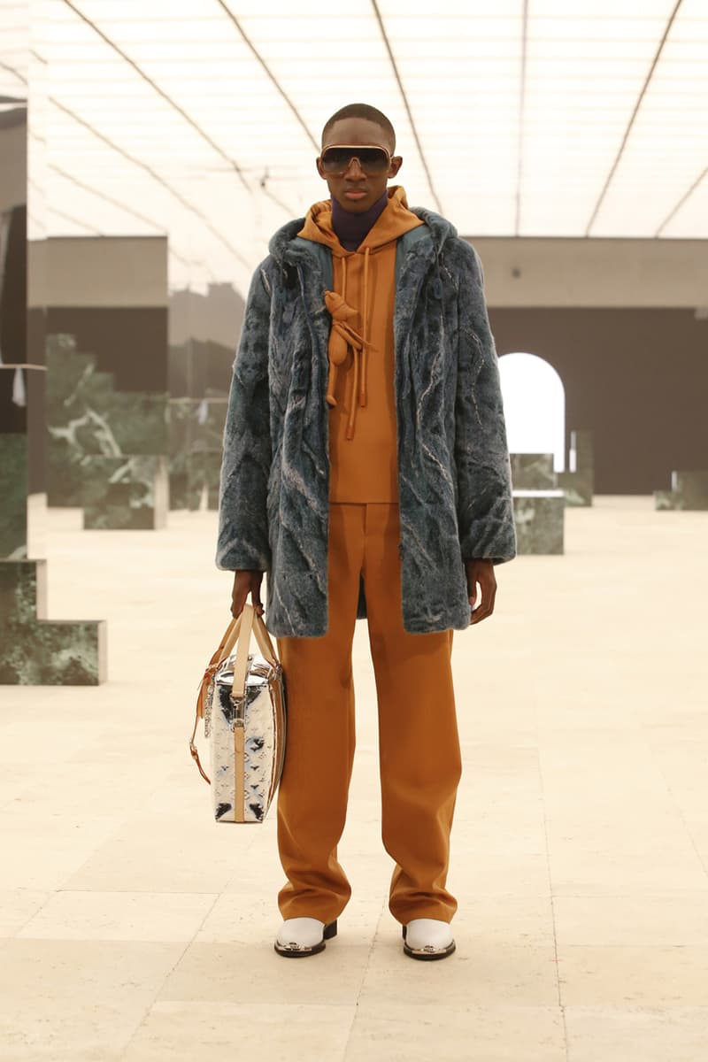ルイヴィトン Louis Vuitton 2021年秋冬コレクション Louis Vuitton Men's Fall/Winter 2021 Runway Show Collection Virgil Abloh Men Artistic Director FW21 Ebonics / Snake Oil / The Black Box / Mirror, Mirror menswear fw21