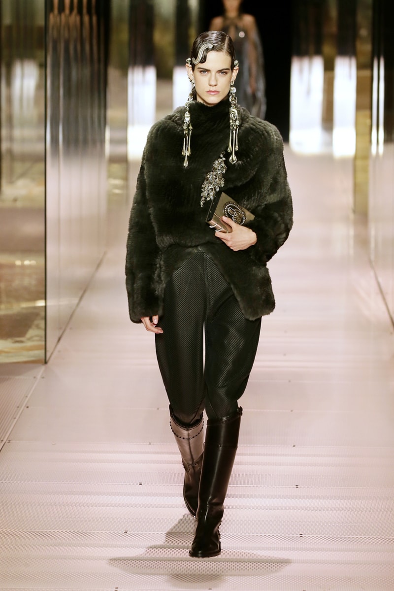 フェンディ2021年春夏オートクチュールコレクション Fendi Couture Spring Summer 2021 Runway Collection kim jones info