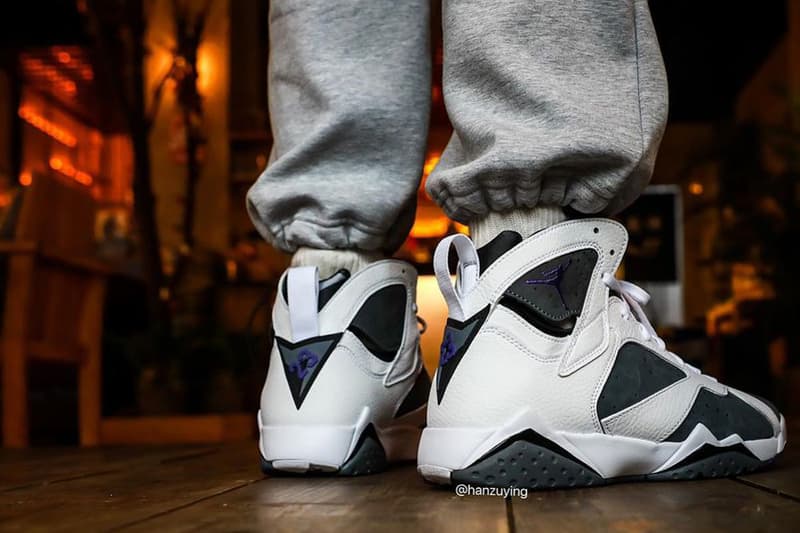 AJ7 “フリント” が15年ぶりに復刻リリース air jordan brand 7 flint white purple gray CU9307 100 official release date info photos price store list buying guide