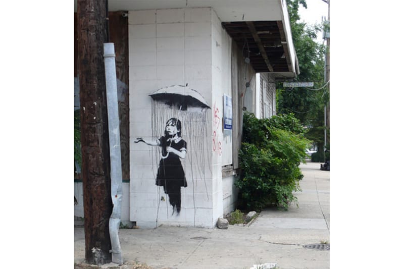 アメリカ・ニューオリンズにある Banksy の2作品が落書きされる