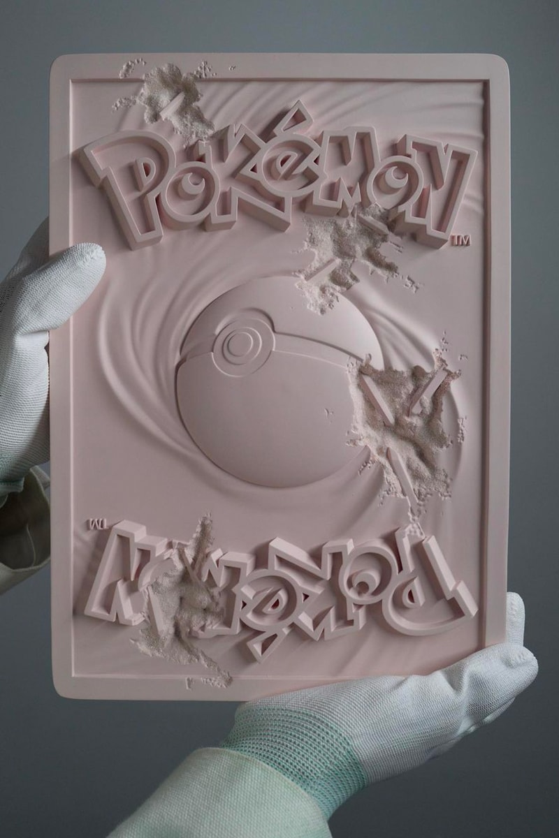 ダニエル・アーシャムが『ポケモンカード』の初期版リザードンをスカルプチャーで再現 Daniel Arsham PINK CRYSTALIZED CHARIZARD CARD Release