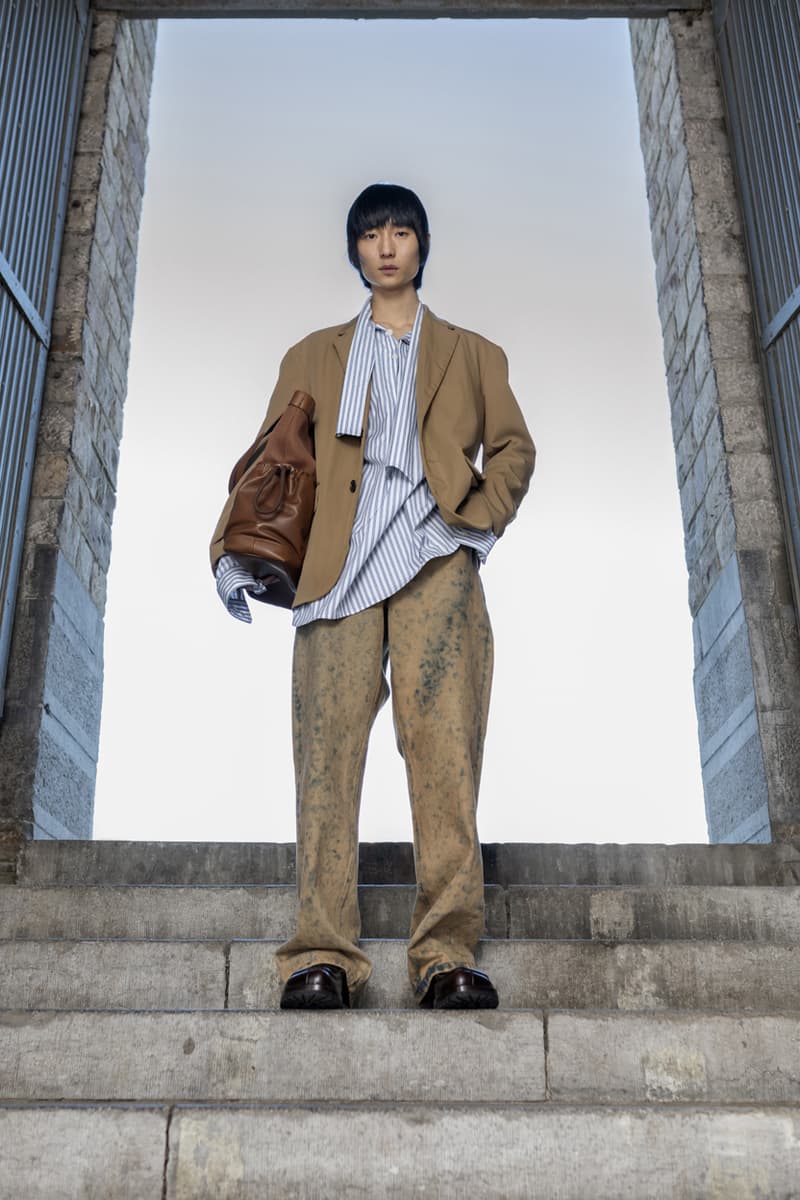 ドリスヴァンノッテン2021年秋冬コレクション Dries Van Noten Fall Winter 2021 Collection Lookbook menswear paris fashion week show runway info