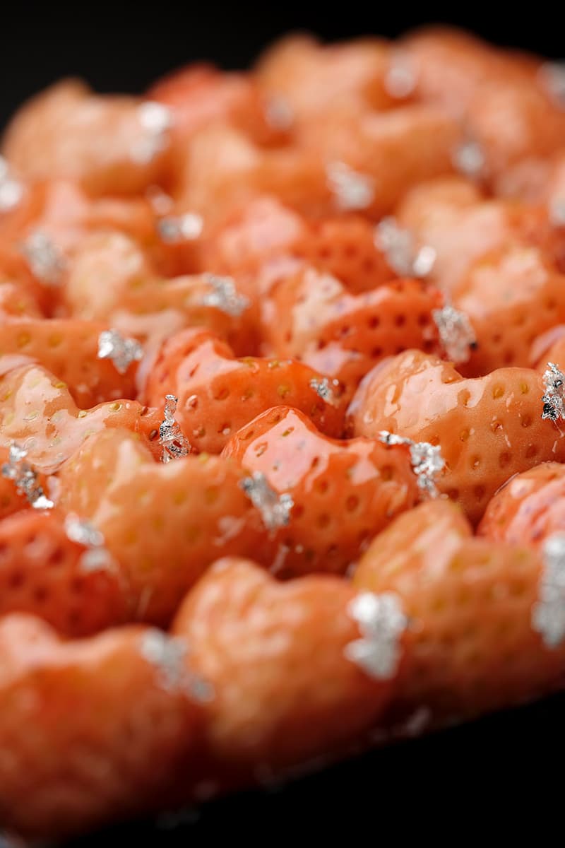 エテとガールズドントクライのコラボレーションケーキが発表 Hypebeast Jp