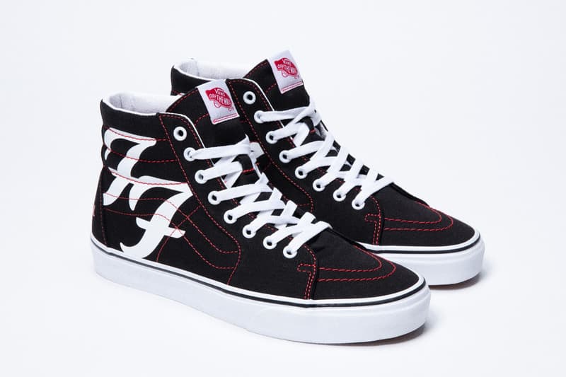 ヴァンズがフー ファイターズとのコラボフットウェアを発売 Hypebeast Jp ヴァンズがフー ファイターズとのコラボフットウェアを発売 Hypebeast Jp