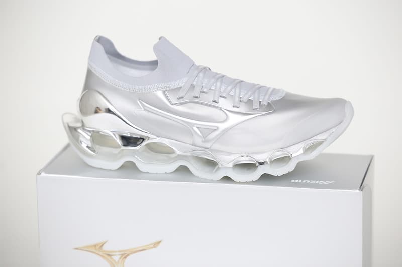 INVITE ONLY: Mizuno フラッグシップモデル“WAVE PROPHECY SORAYAMA” 編