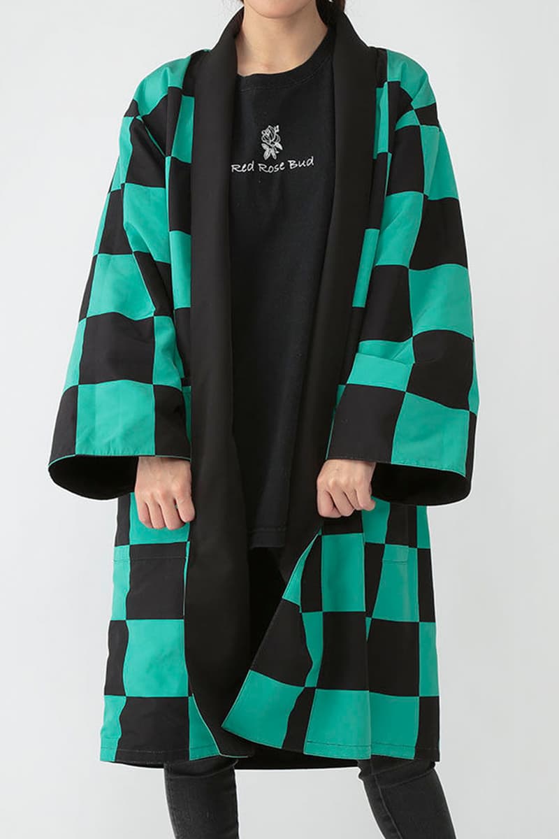 鬼滅の刃 から炭治郎らの羽織の柄を採用したガウンが登場 Hypebeast Jp 鬼滅の刃 から炭治郎らの羽織の柄を採用したガウンが登場 Hypebeast Jp