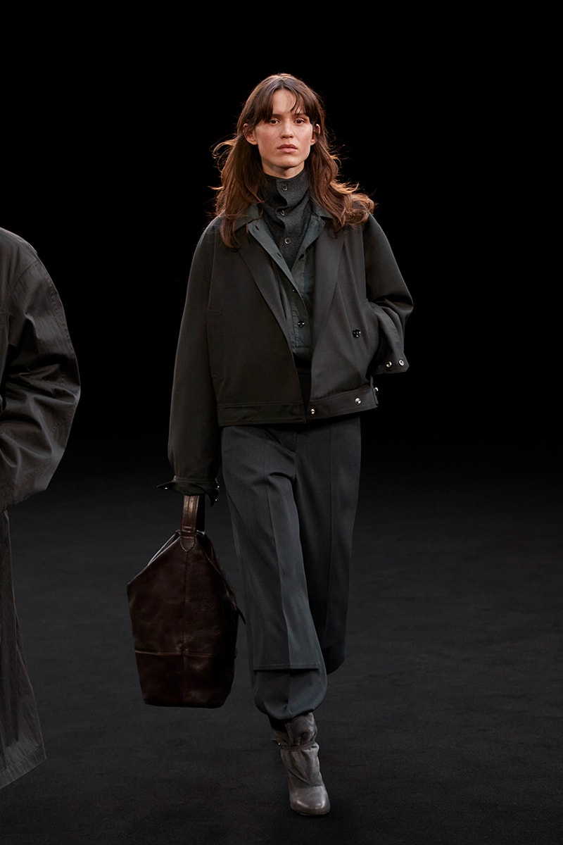 ルメール2021年秋冬コレクション LEMAIRE fall winter 2021 collection lookbook Christophe Lemaire Sarah Linh Tran info