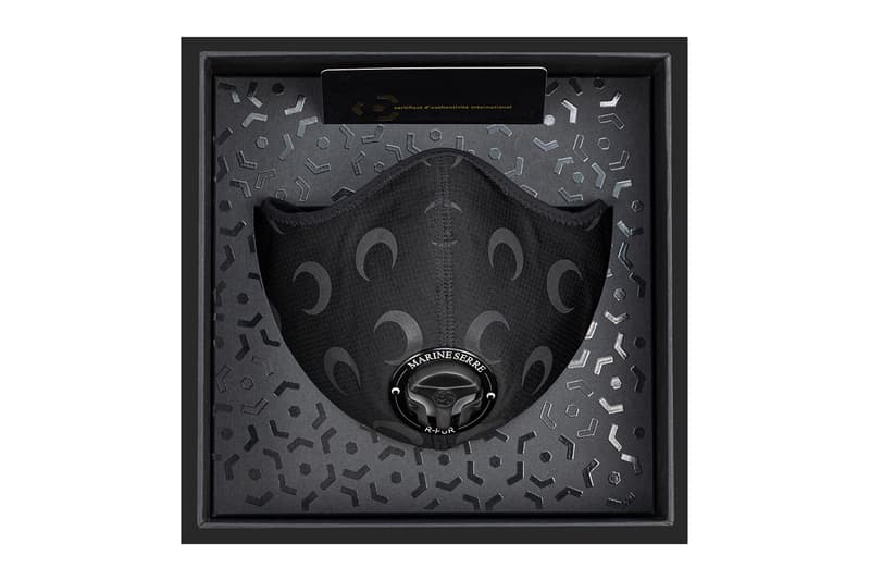 マリーン セルxR-PURのナノファイバーフィルター搭載の限定版マスクが登場 Marine Serre R-PUR Black Moon Reflective Respirator Face Mask Release Info Buy Price Coronavirus COVID-19