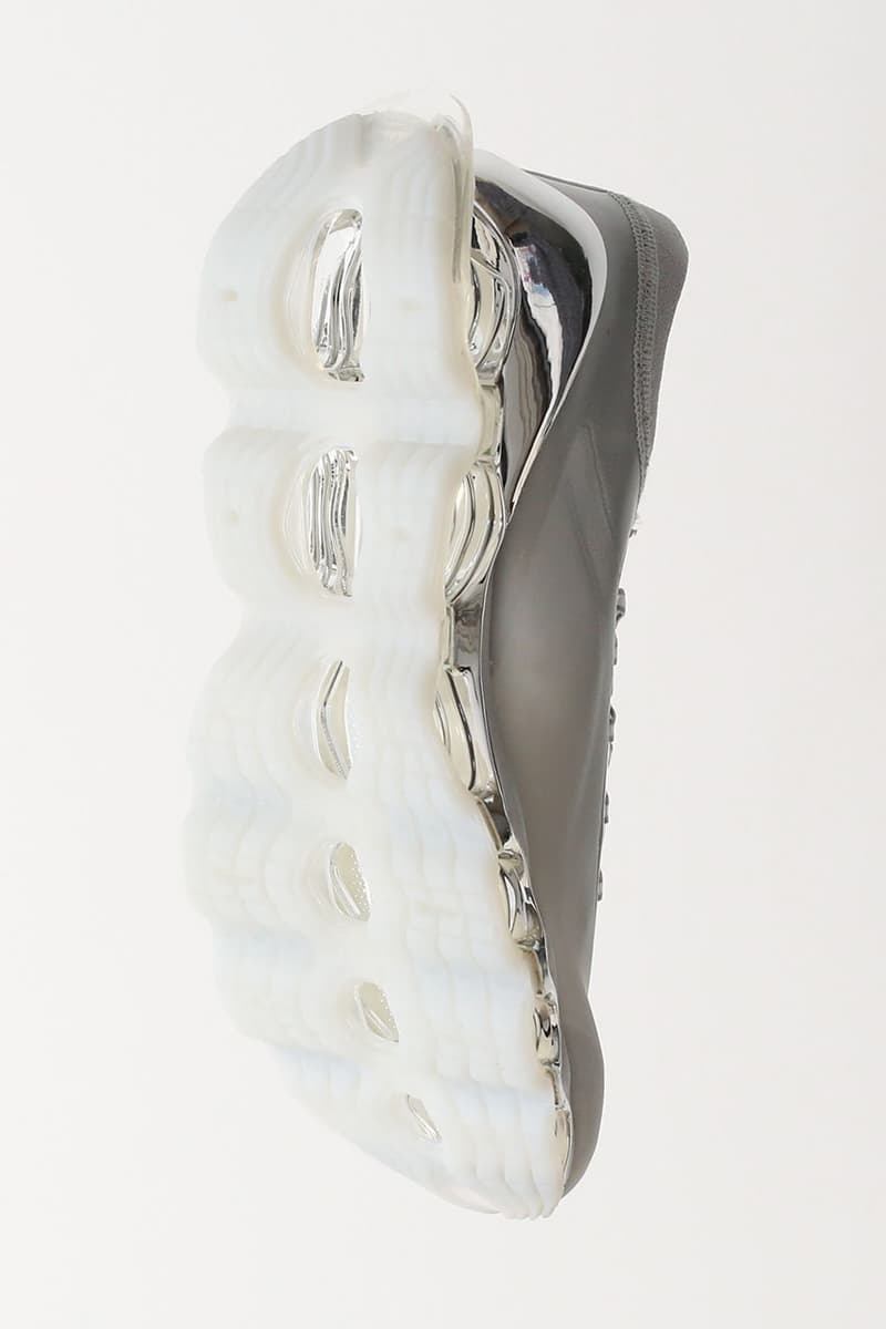 ミズノ 空山基の手がけた Mizuno の新モデル WAVE PROPHECY SORAYAMA が登場