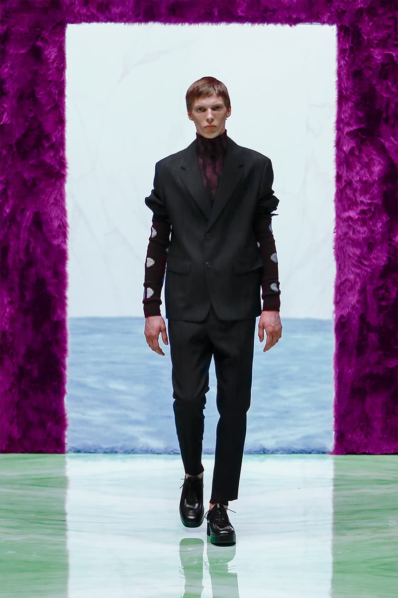 プラダ 2021年秋冬メンズウェアコレクション 〈Raf Simons(ラフ シモンズ)〉Prada possible feelings fall winter 2021 menswear collection