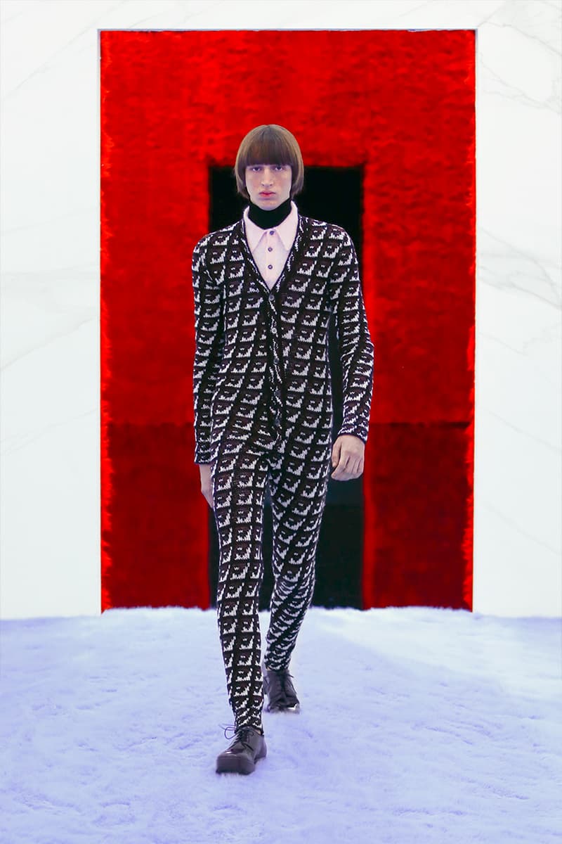 プラダ 2021年秋冬メンズウェアコレクション 〈Raf Simons(ラフ シモンズ)〉Prada possible feelings fall winter 2021 menswear collection