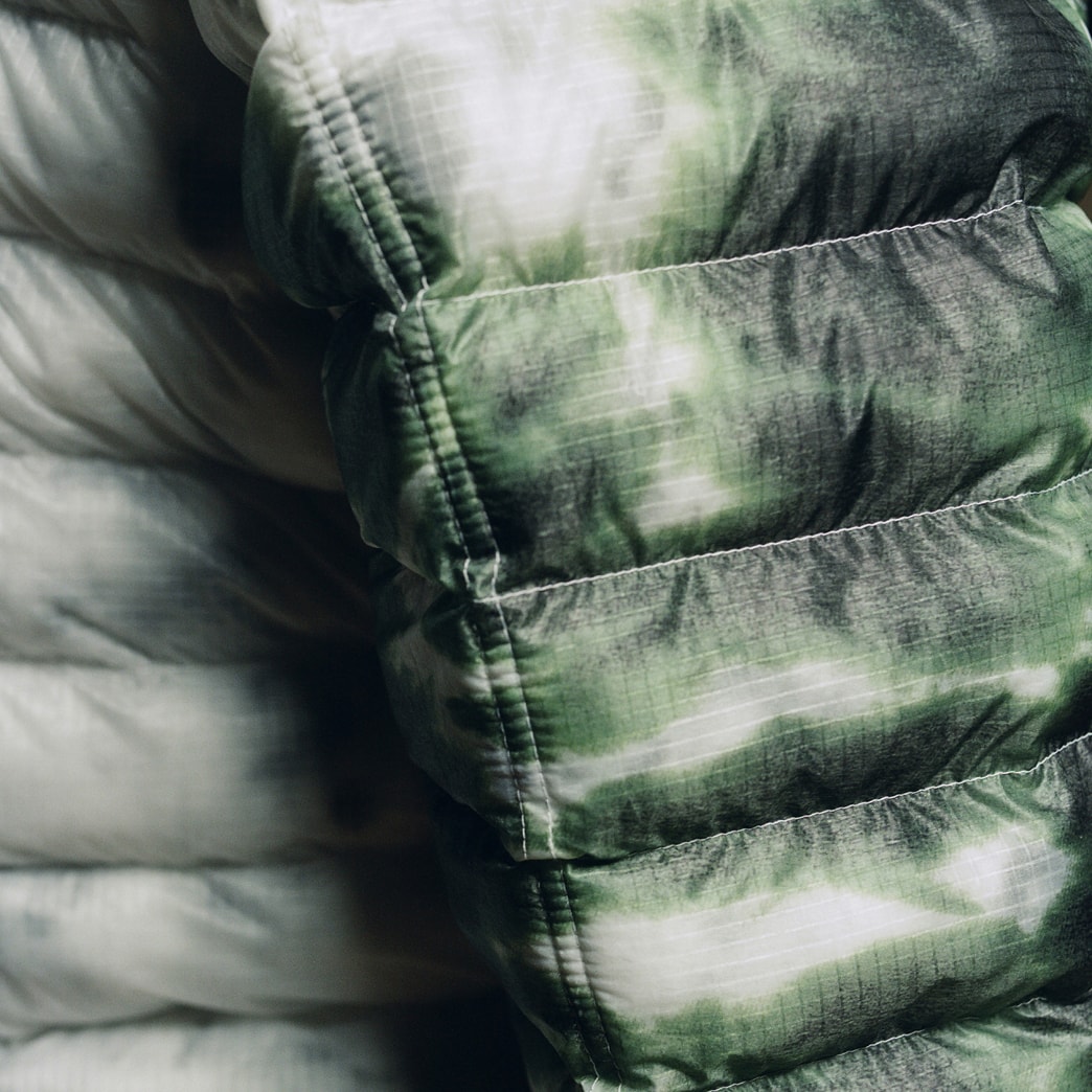 ステューシー&ナイキから2021年一発目のコラボカプセルコレクションがリリース Stüssy x Nike Spring 2021 Insulated Apparel Collaboration collection hoodie pants skirt shorts jacket release date info buy january 29 recycled eco down nylon
