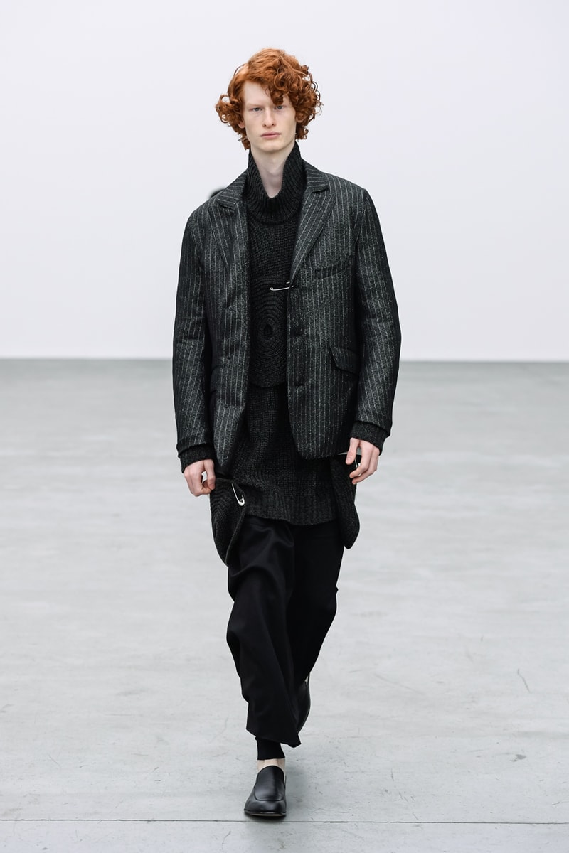 サルバム2021年秋冬コレクション sulvam Fall Winter 2021 Collection Lookbook teppei fujita menswear paris fashion week info