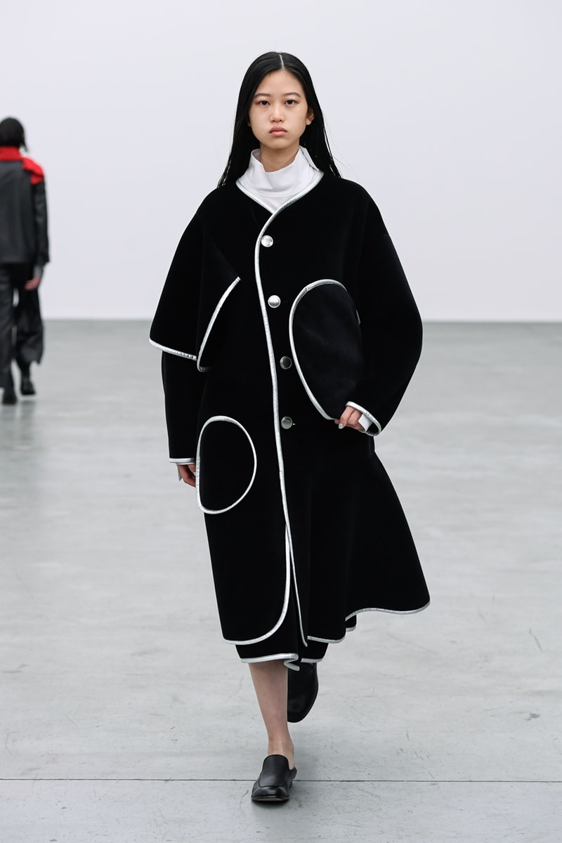 サルバム2021年秋冬コレクション sulvam Fall Winter 2021 Collection Lookbook teppei fujita menswear paris fashion week info