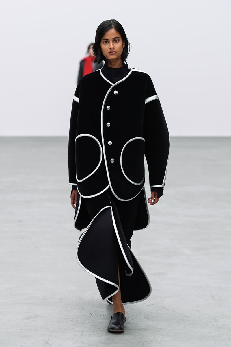 サルバム2021年秋冬コレクション sulvam Fall Winter 2021 Collection Lookbook teppei fujita menswear paris fashion week info