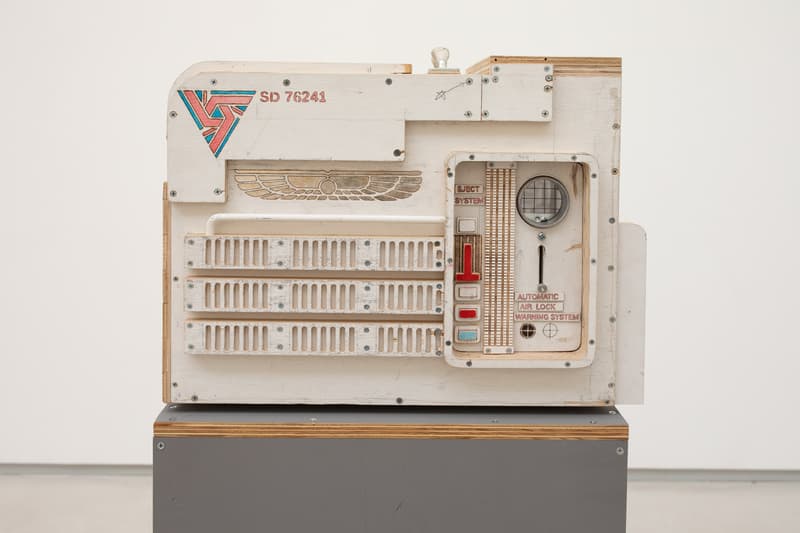 トム・サックスがフランス・パリのタデウス ロバックにて個展を開催中 tom sachs ritual exhibition Thaddaeus Ropac artworks
