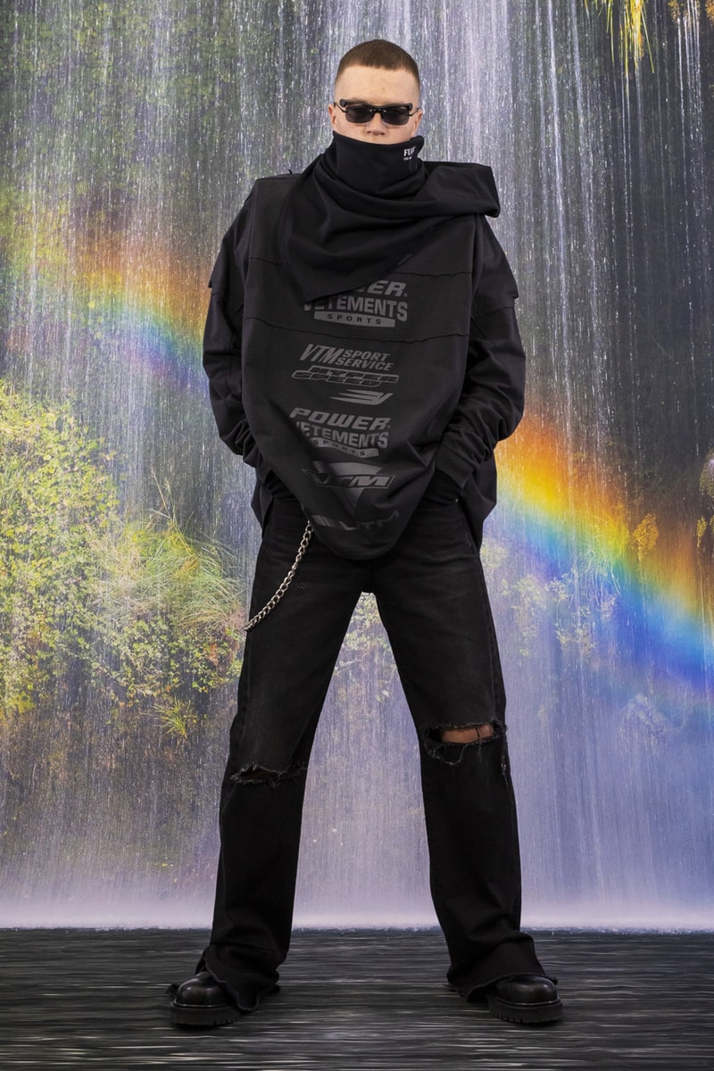 ヴェトモン2021年秋冬コレクション Vetements Fall Winter 2021 Collection Lookbook paris fashion week menswear womenswear info