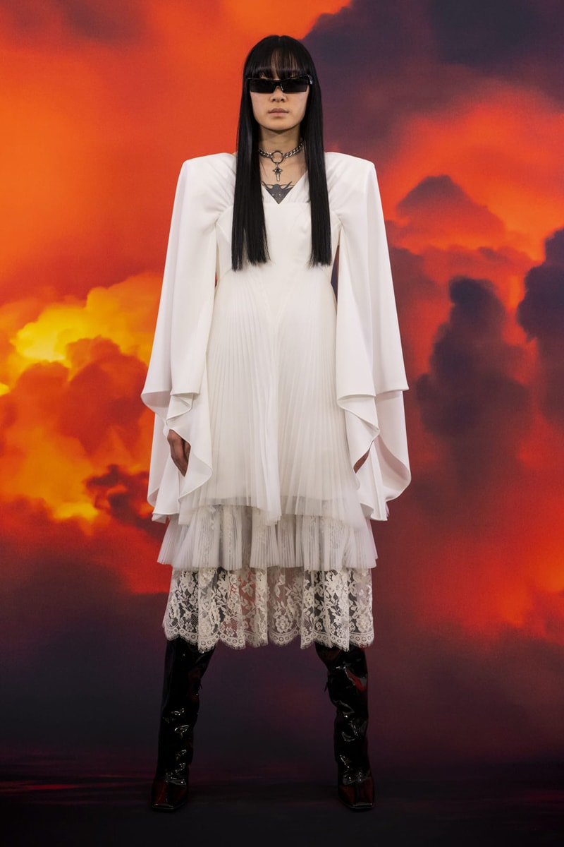 ヴェトモン2021年秋冬コレクション Vetements Fall Winter 2021 Collection Lookbook paris fashion week menswear womenswear info