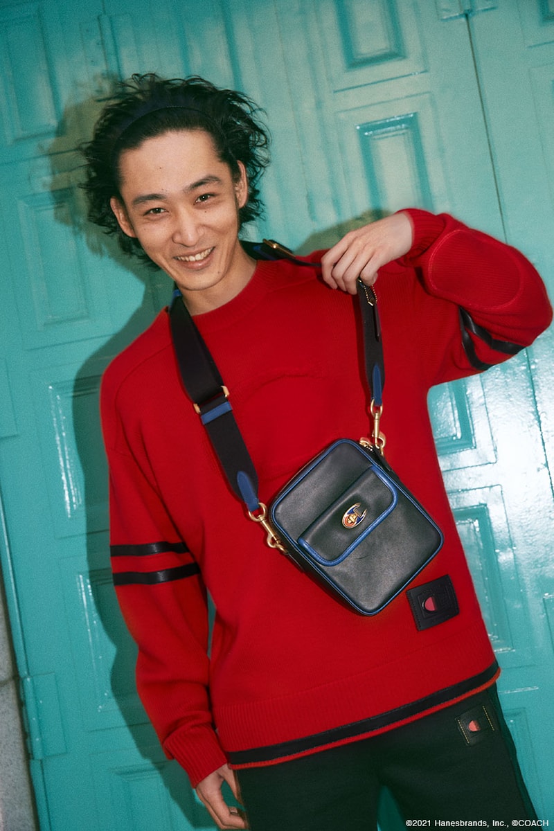 上杉柊平がストリートに着こなす Coach コーチ × Champion チャンピオン コレクション