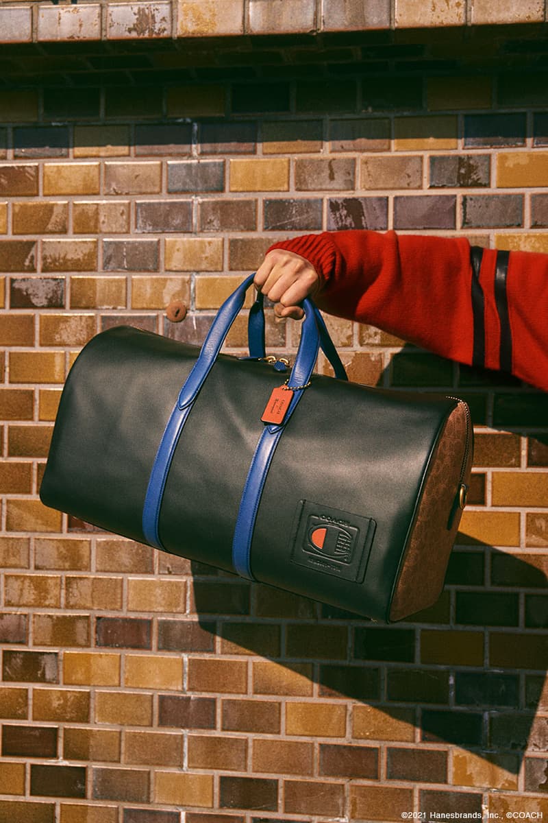 上杉柊平がストリートに着こなす Coach コーチ × Champion チャンピオン コレクション
